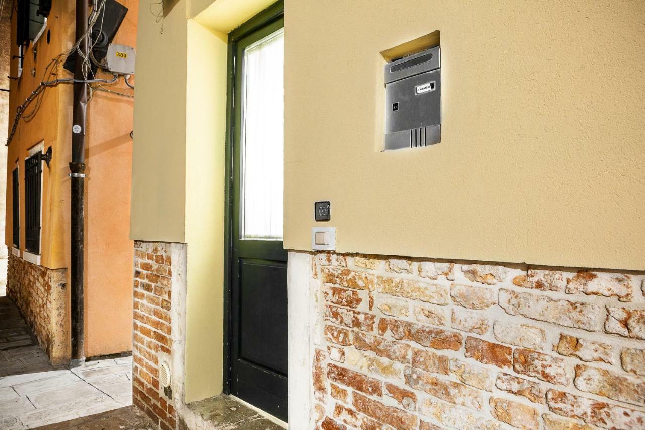 Ca Biennale, Scoprire La Venezia Nascosta! Lägenhet Exteriör bild